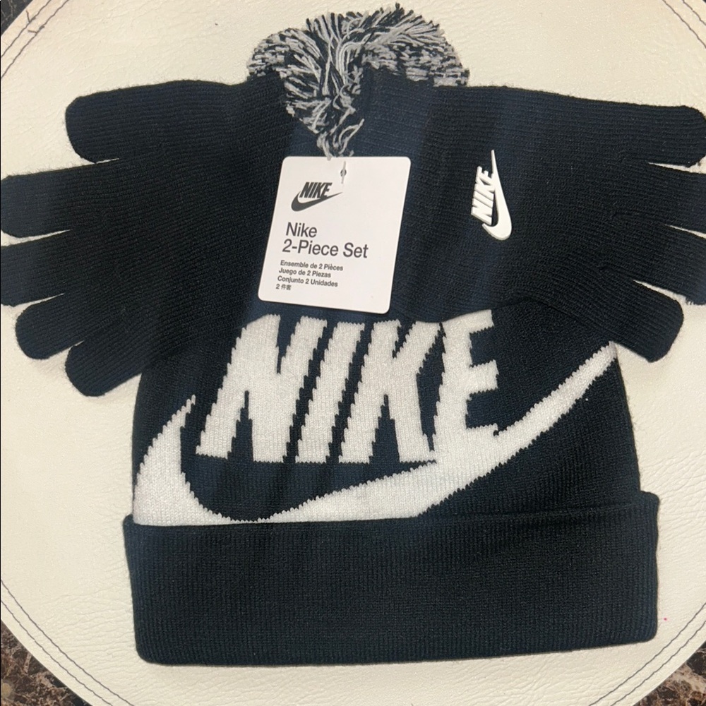 Nike Kids Black and White Beanie and Gloves Set
